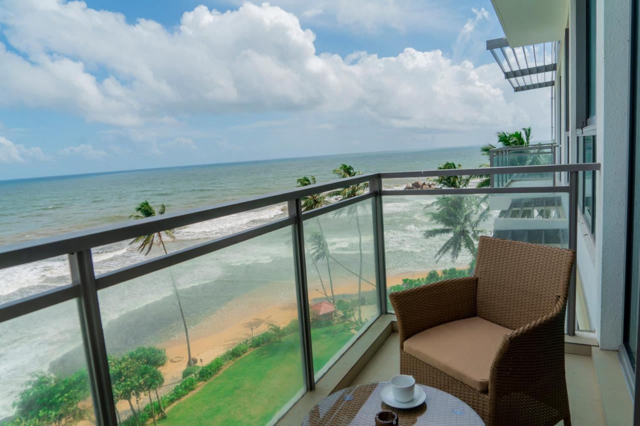 Oceanfront Galle Apartment L4-10 ภายนอก รูปภาพ