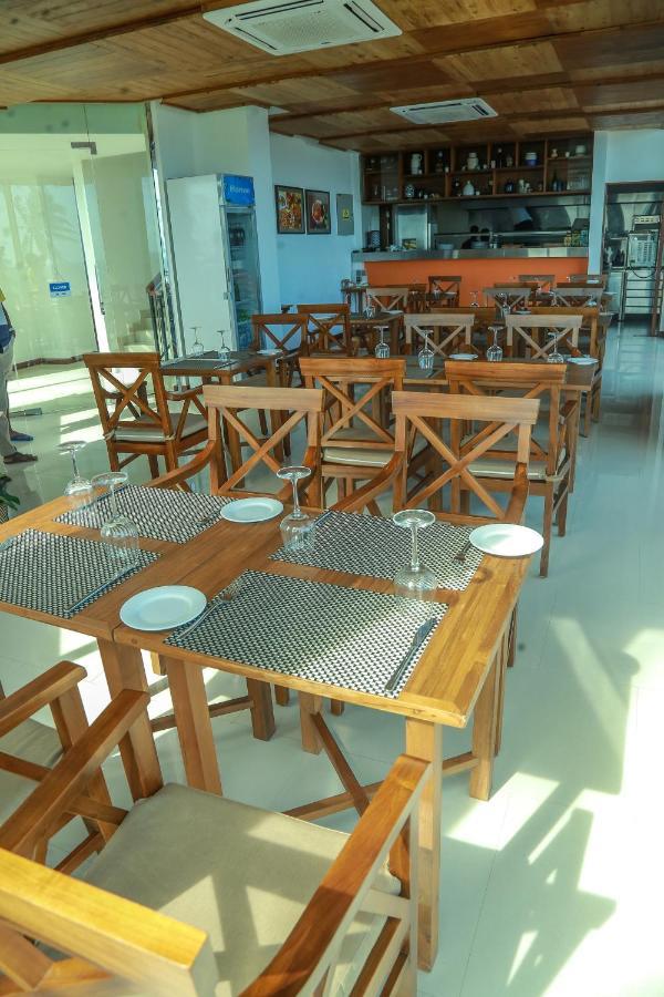 Oceanfront Galle Apartment L4-10 ภายนอก รูปภาพ