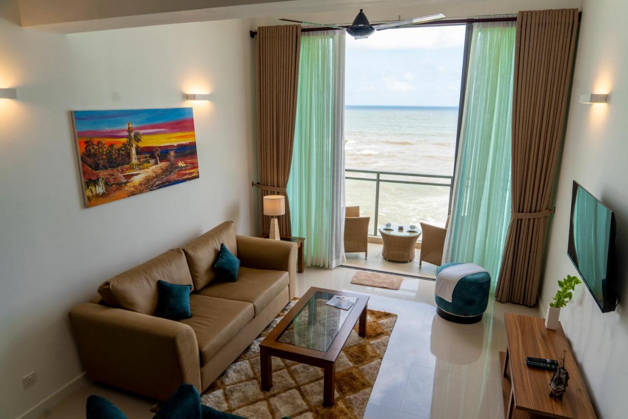 Oceanfront Galle Apartment L4-10 ภายนอก รูปภาพ