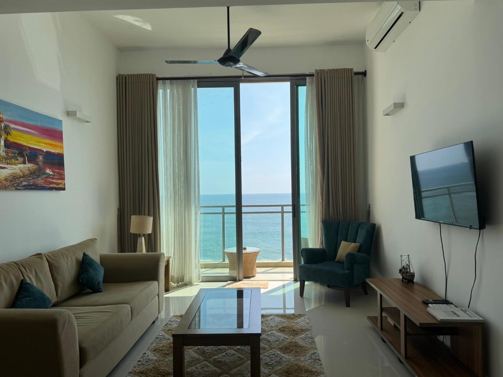 Oceanfront Galle Apartment L4-10 ภายนอก รูปภาพ